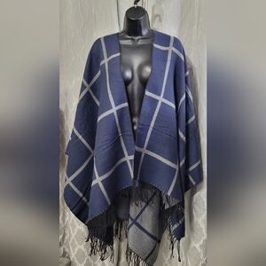 Kollie More | Reversible Shawl | Versatile Wrap | Gray & Navy Blue